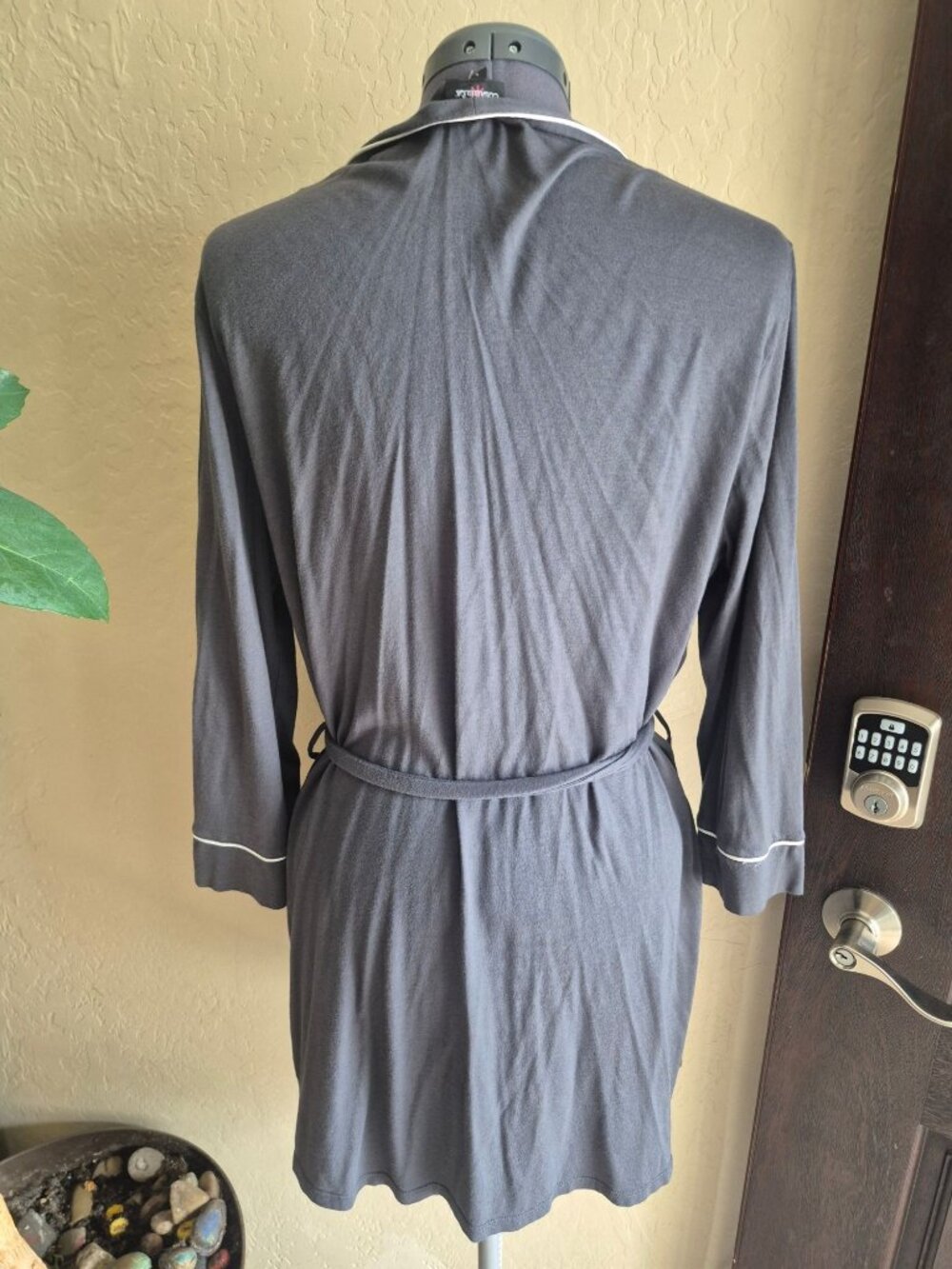 Cosabella Gray Robe With Tie Waist & White Trim Size Large - Picture 3 of 7